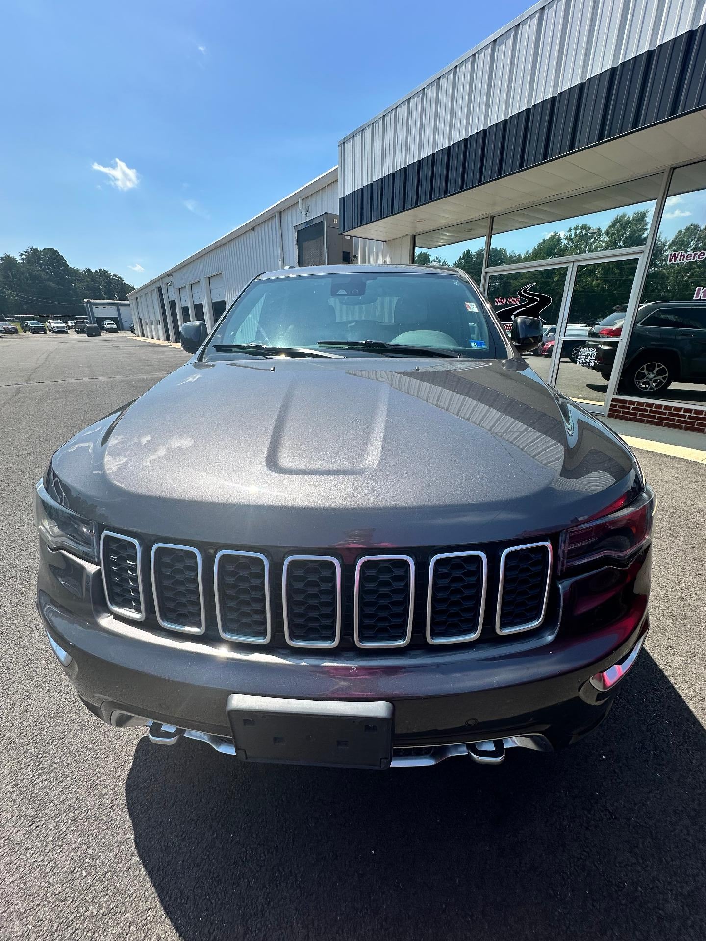 2018 Jeep Grand Cherokee Sterling Edition