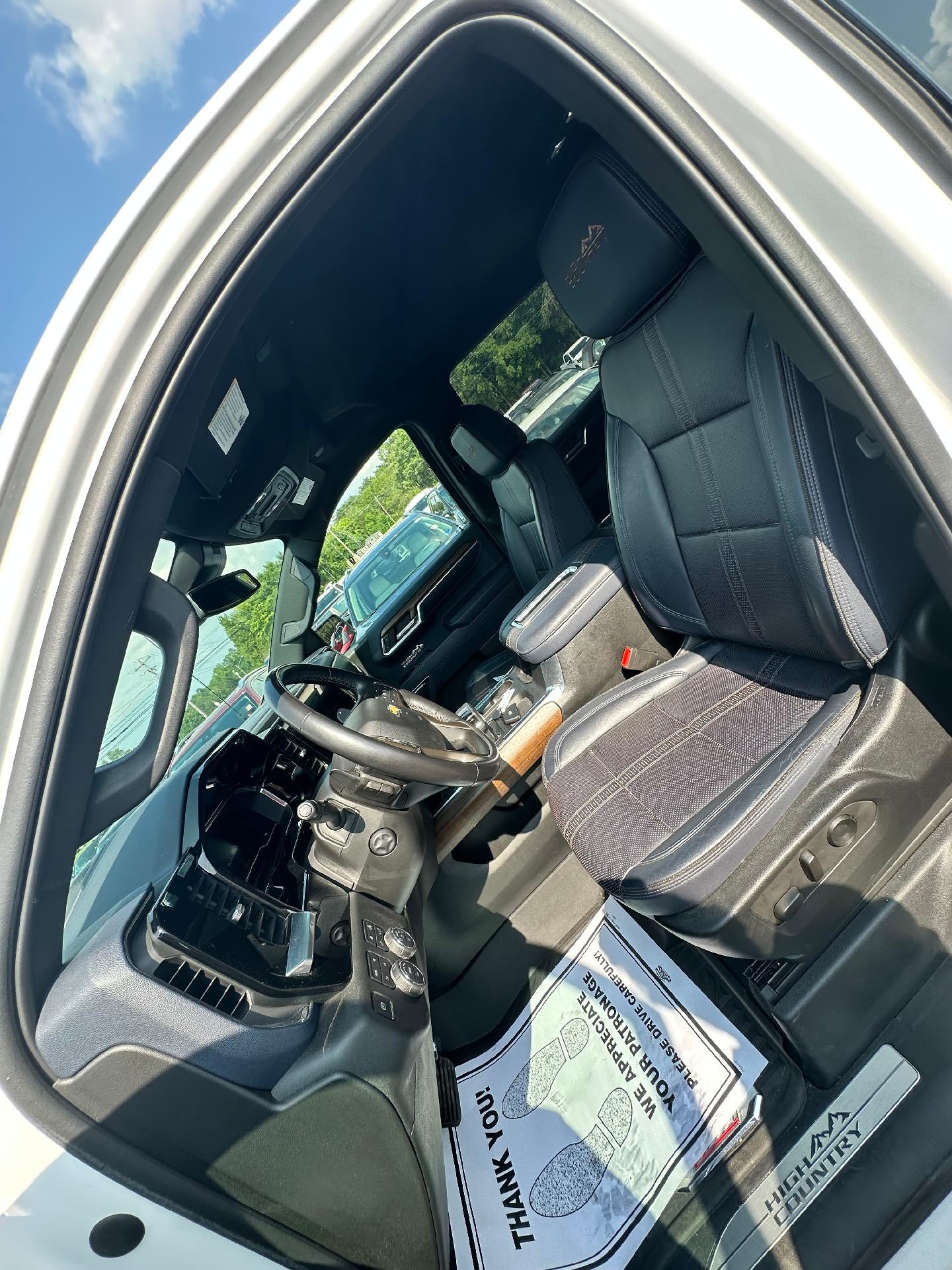 2022 Chevrolet Silverado 1500 High Country