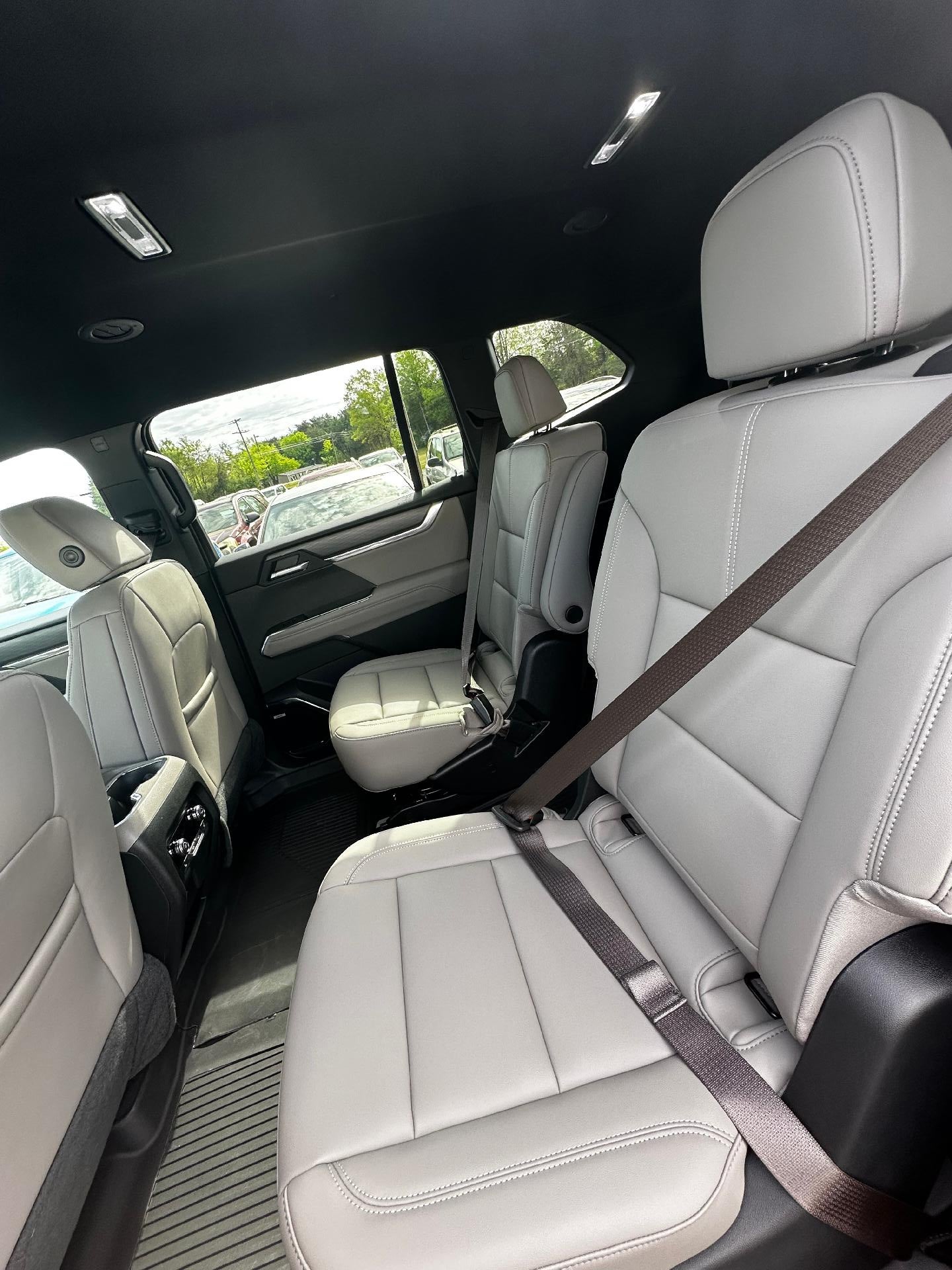 2026 GMC Acadia AWD Elevation
