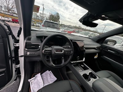 2026 GMC Acadia AWD AT4