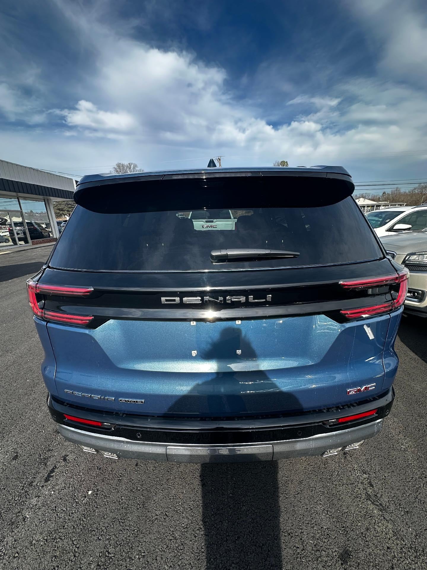 2026 GMC Acadia AWD Denali