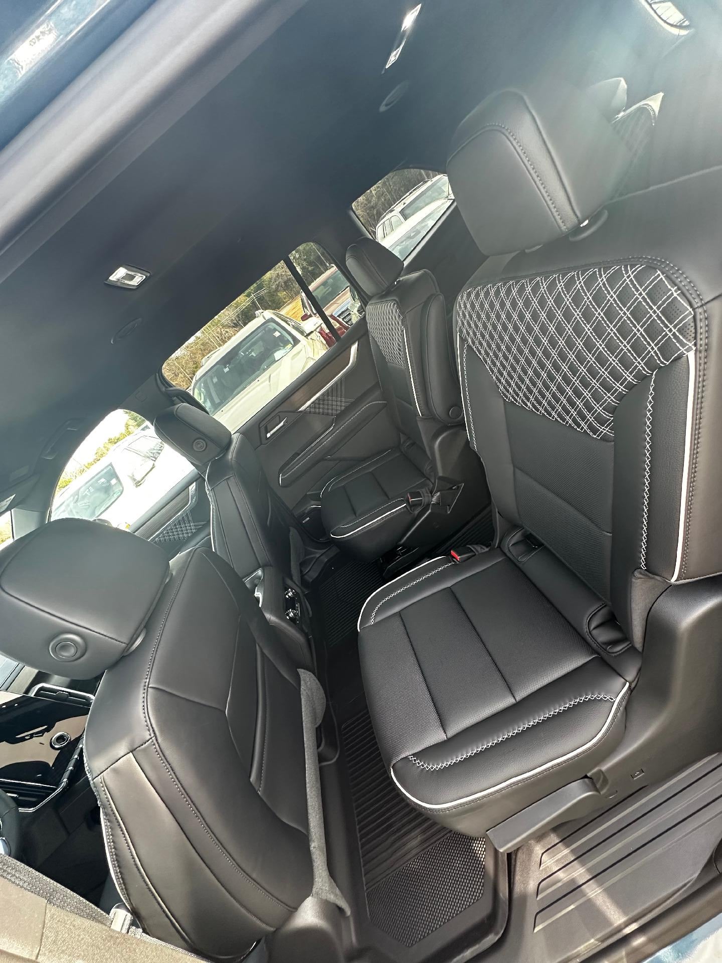 2026 GMC Acadia AWD Denali