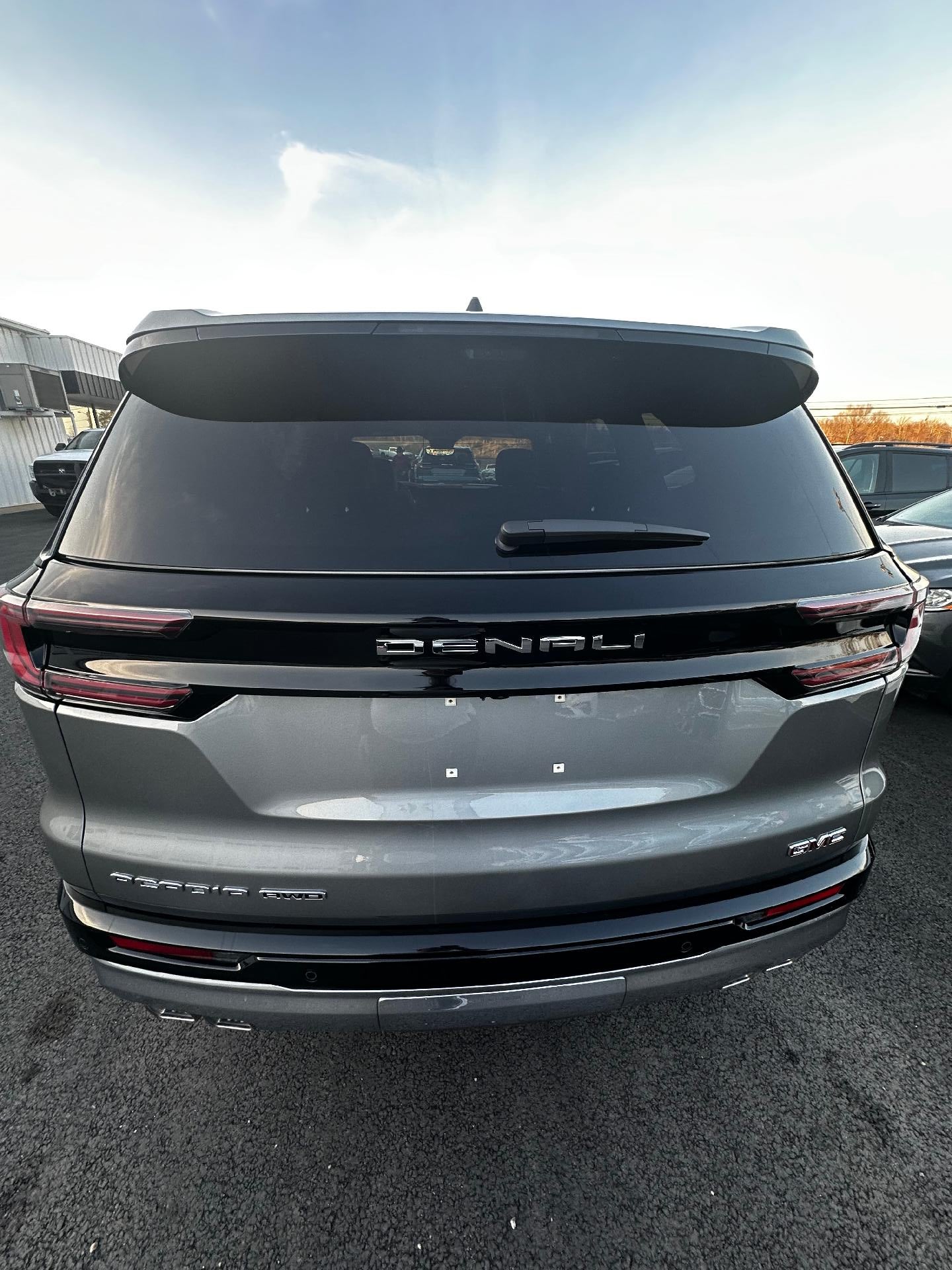 2026 GMC Acadia AWD Denali