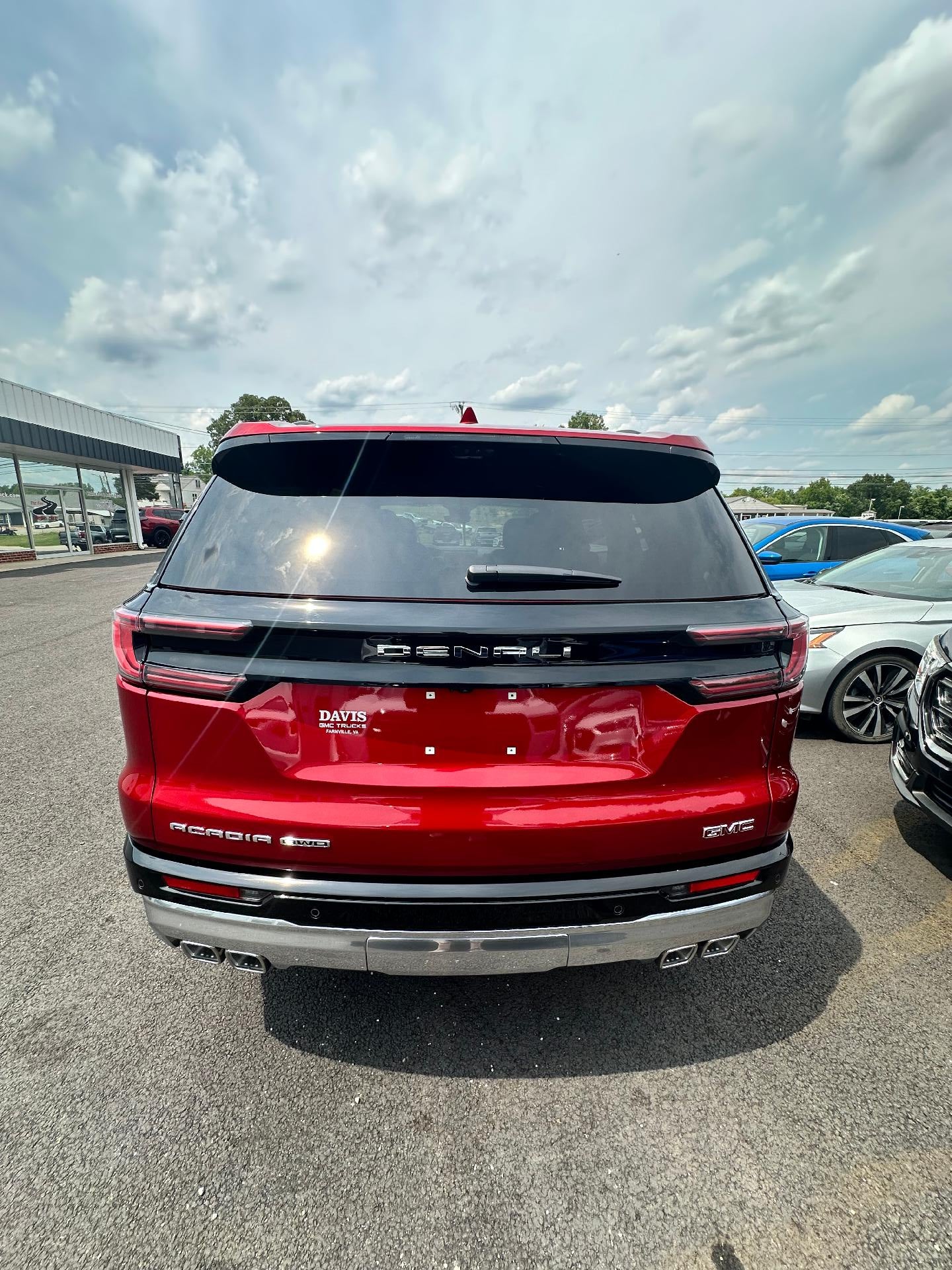 2026 GMC Acadia AWD Denali