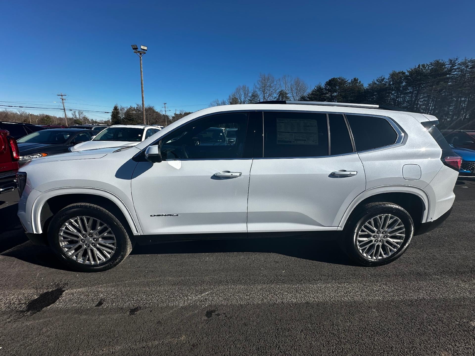 2026 GMC Acadia AWD Denali