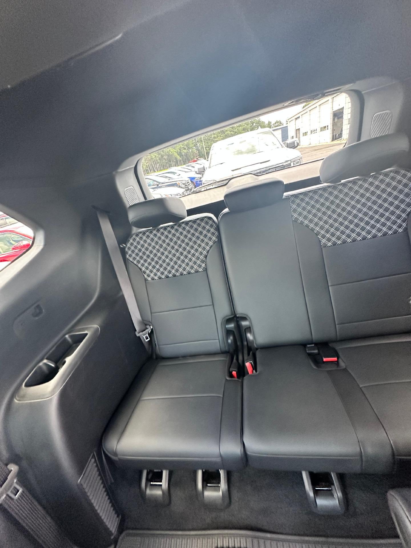 2024 GMC Acadia AWD Denali