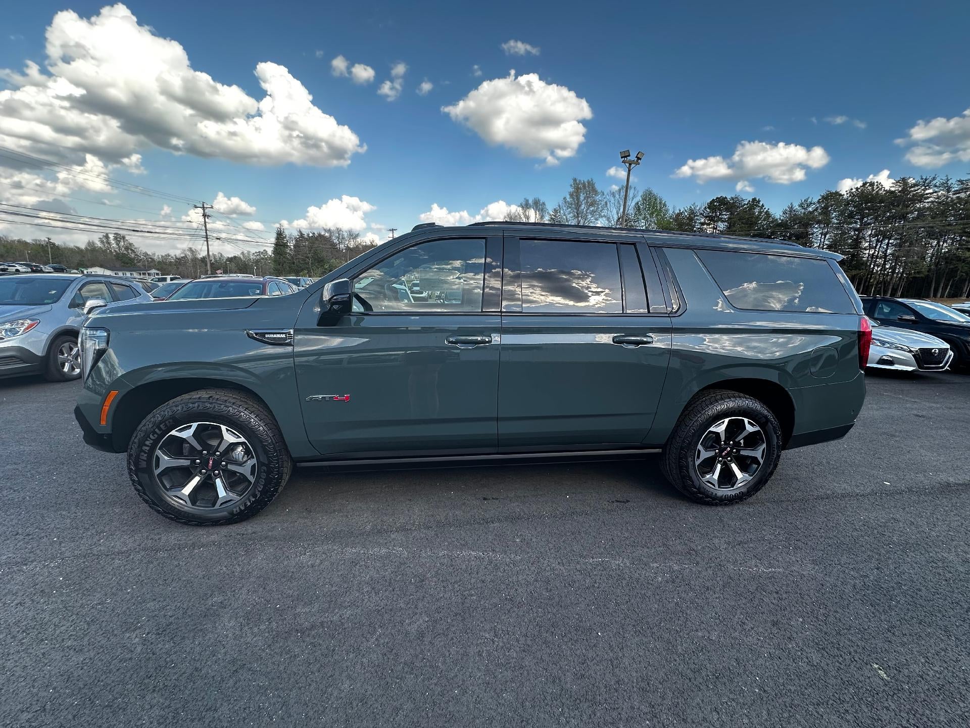 2026 GMC Yukon XL AT4