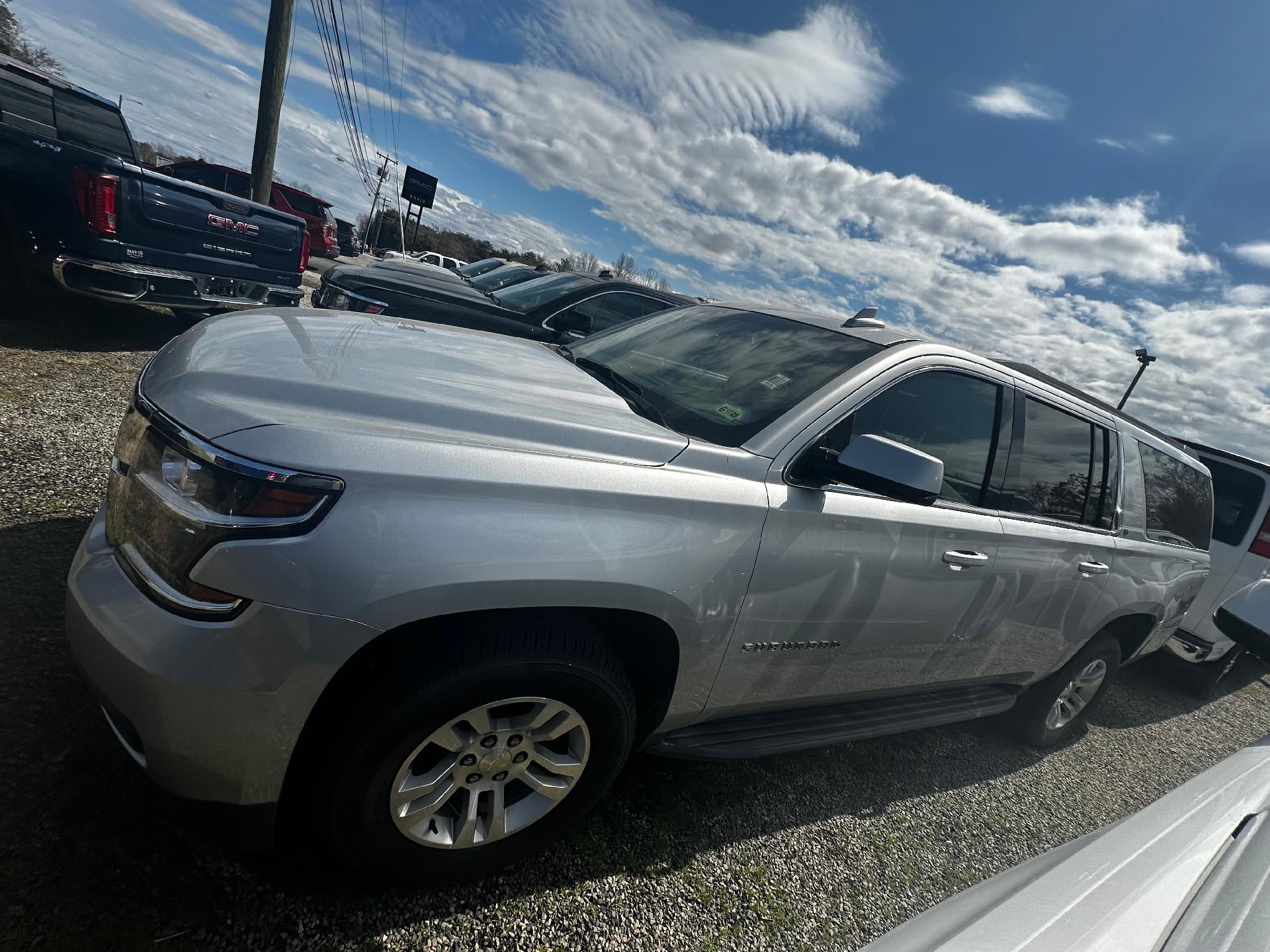 2019 Chevrolet Suburban LT