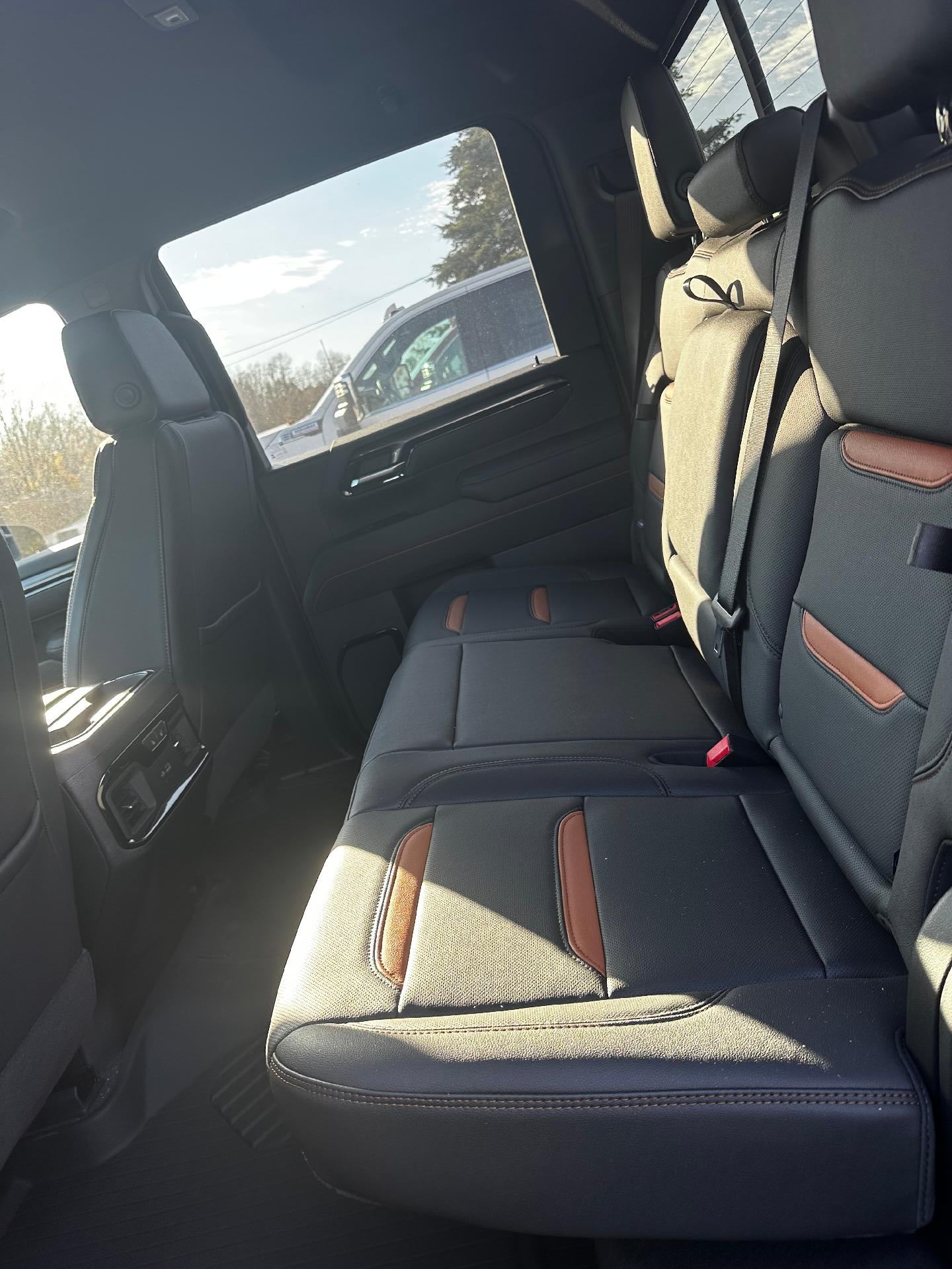 2025 GMC Sierra 2500 HD AT4