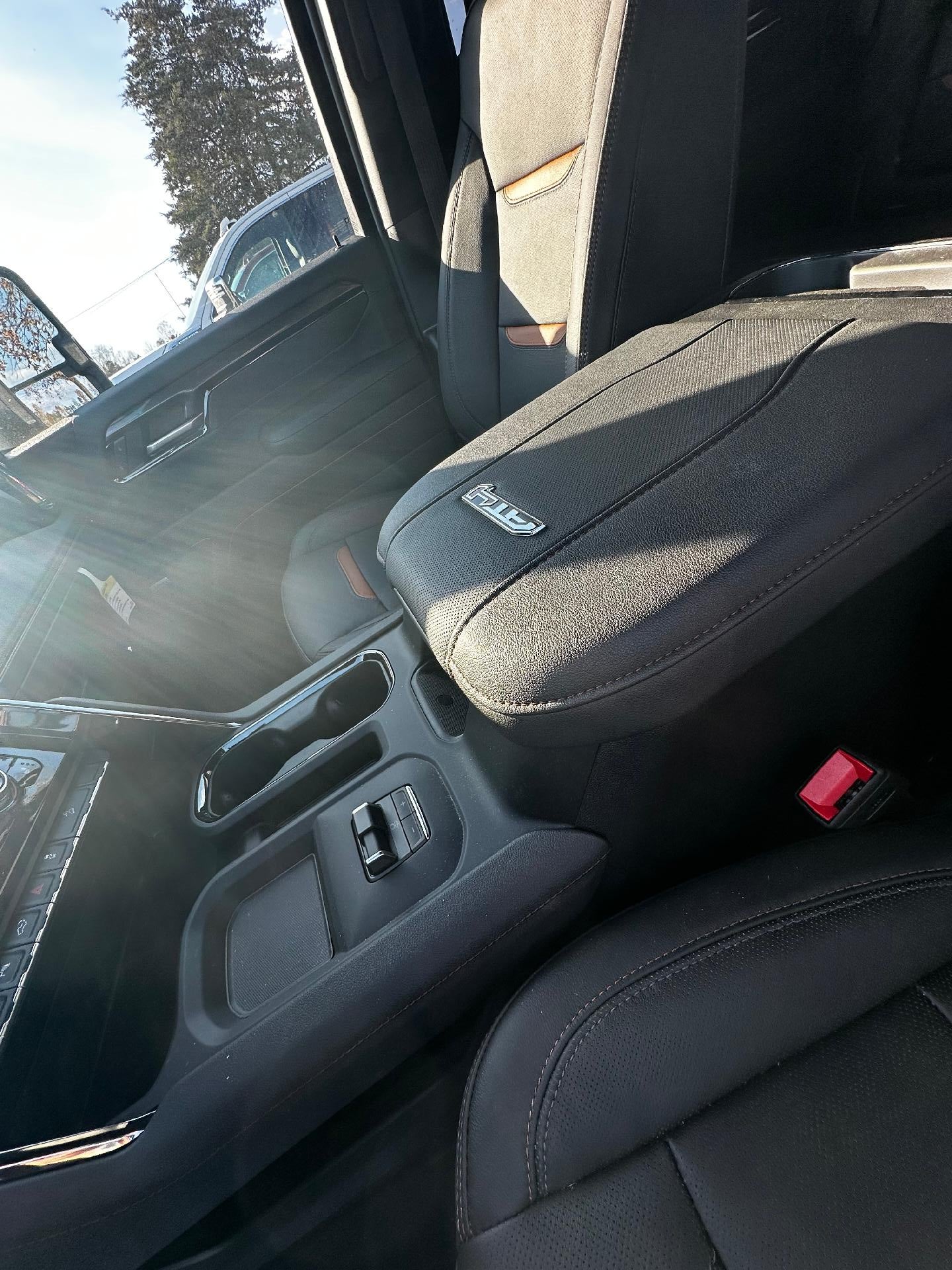 2025 GMC Sierra 2500 HD AT4