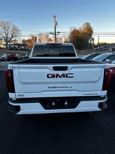 2025 GMC Sierra 2500 HD Denali