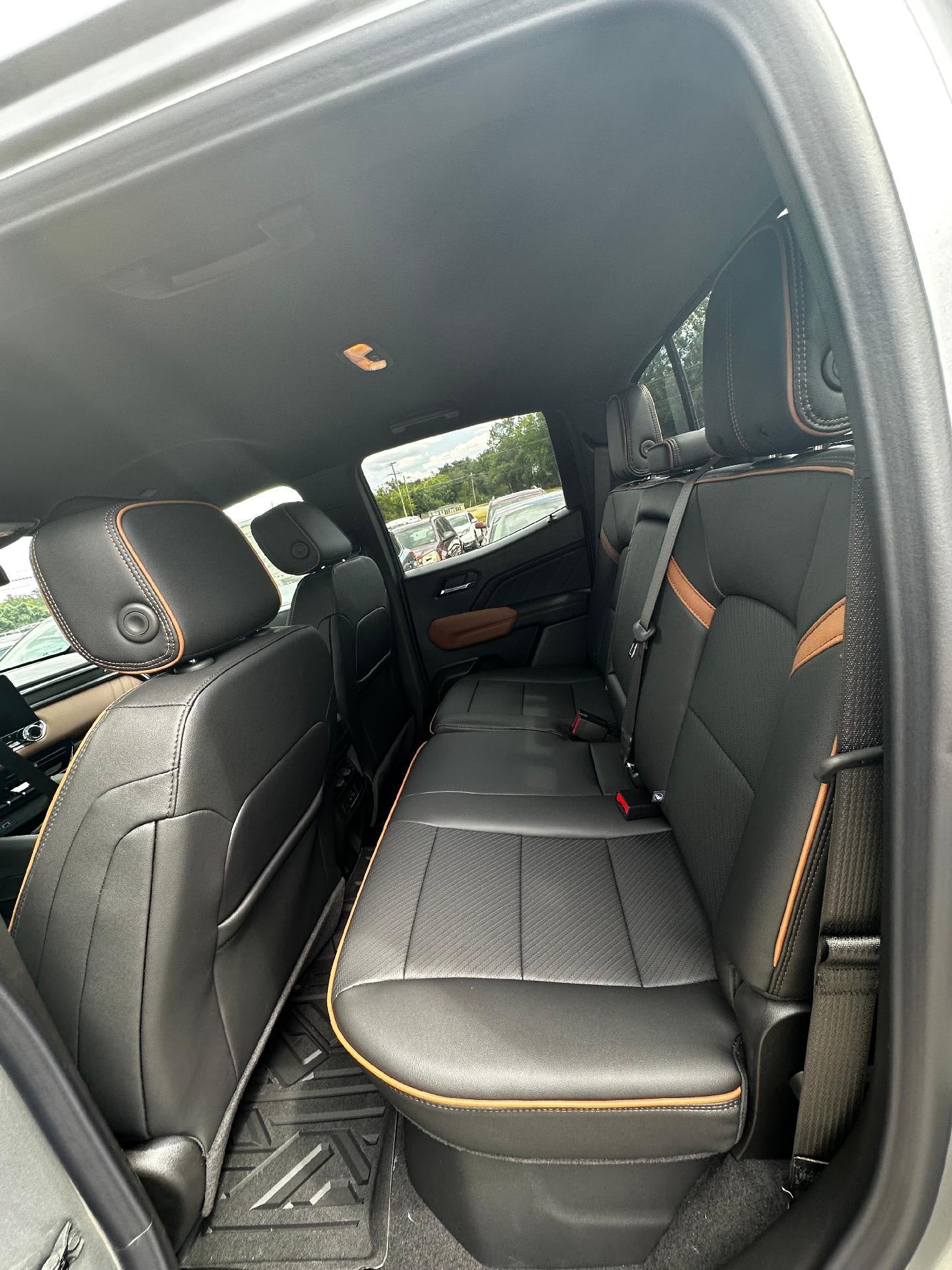 2026 GMC Canyon 4WD AT4