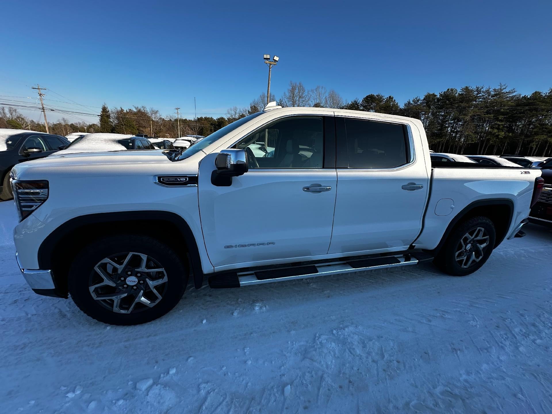 2023 GMC Sierra 1500 SLT