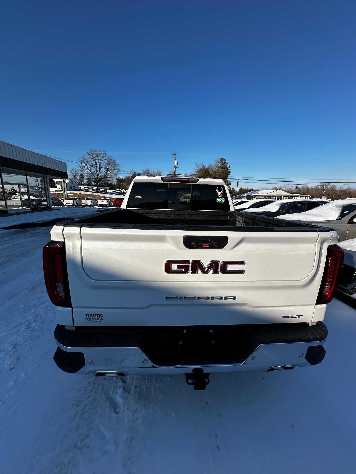 2023 GMC Sierra 1500 SLT