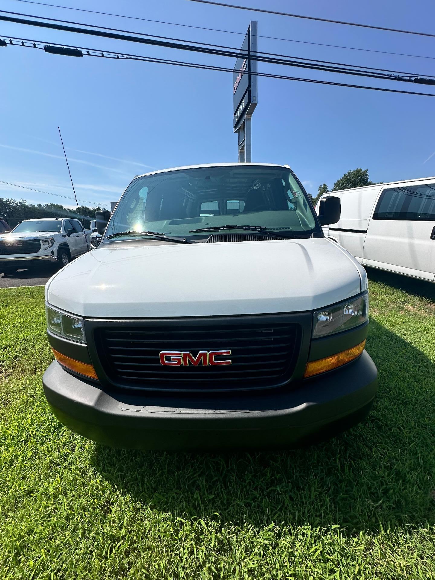 2026 GMC Savana Cargo Van RWD 3500 155"