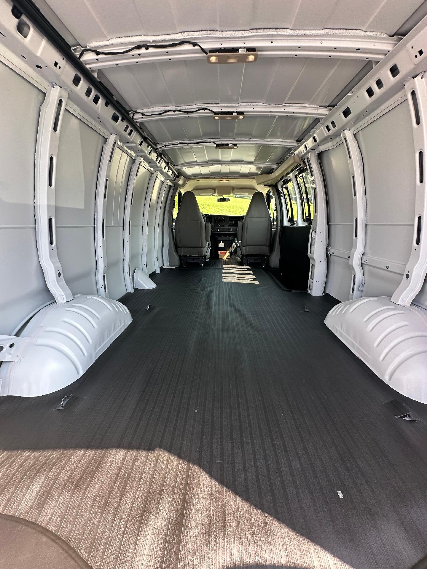 2026 GMC Savana Cargo Van RWD 3500 155"