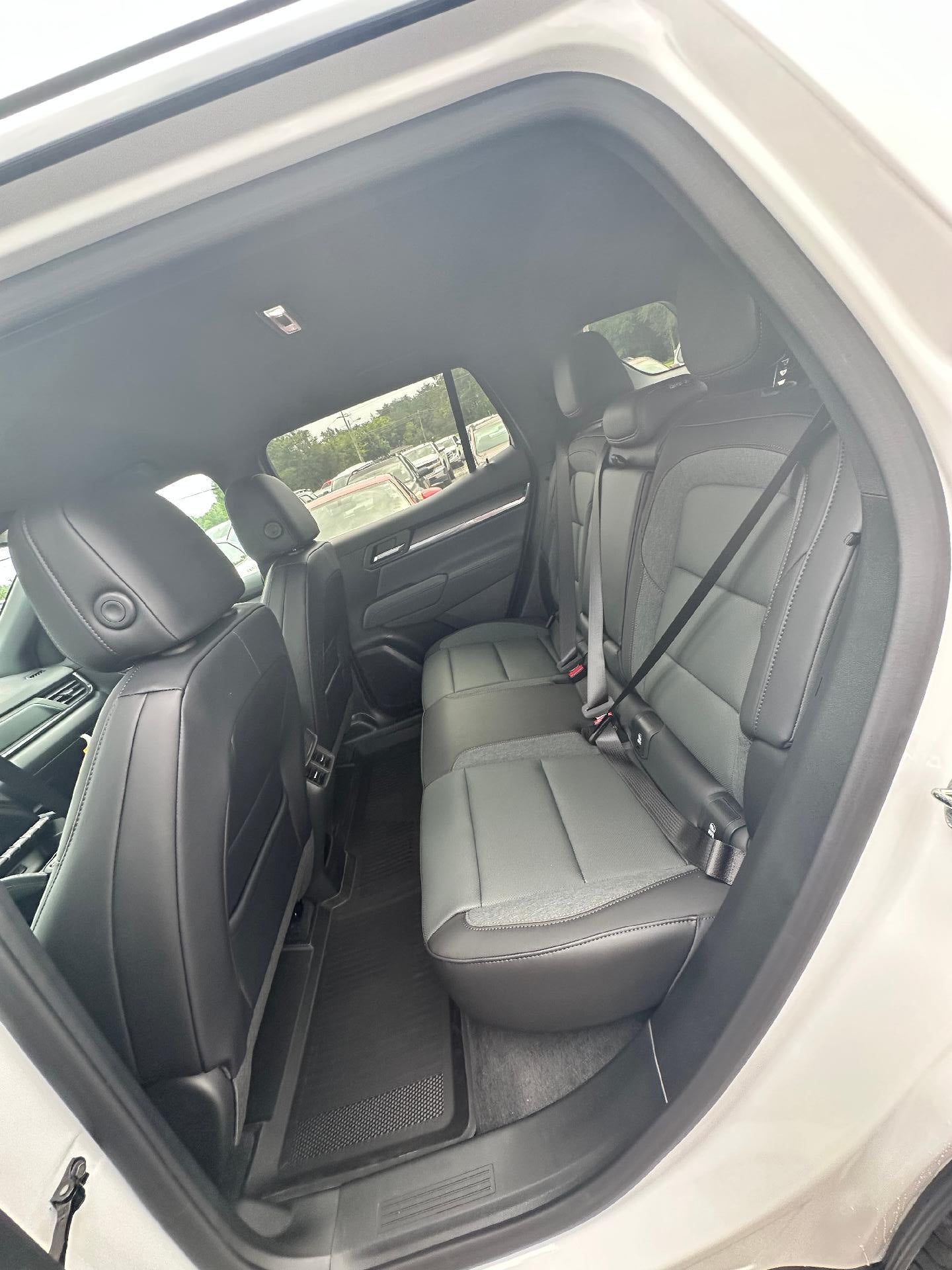 2027 GMC Terrain AWD AT4