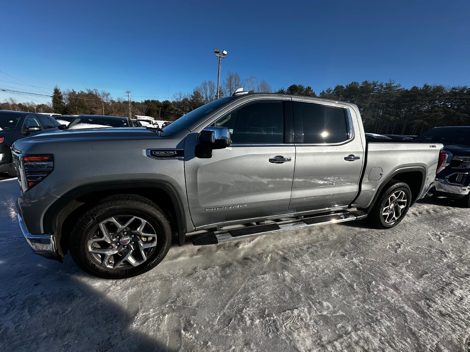 2023 GMC Sierra 1500 SLT